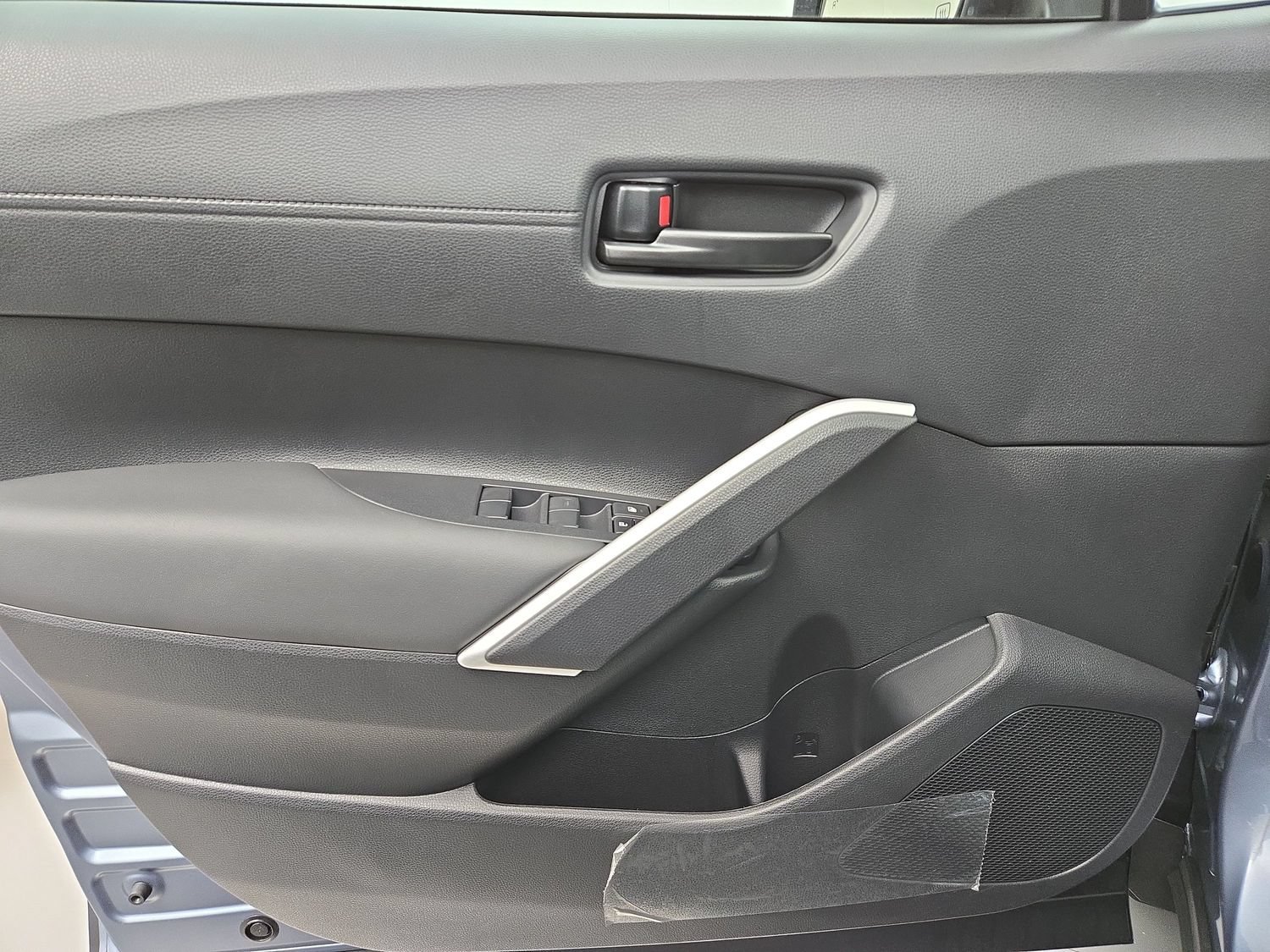 New 2026 Toyota Corolla Cross LE w/ Moonroof Package FWD image 17