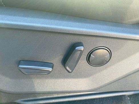 New 2025 Ford Expedition Platinum w/ Stealth Performance Package image 15