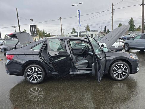 New 2026 Volkswagen Jetta SE image 18