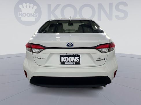 Used 2023 Toyota Corolla LE image 5