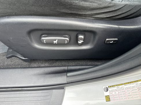 Used 2008 Toyota Highlander Sport FWD image 4