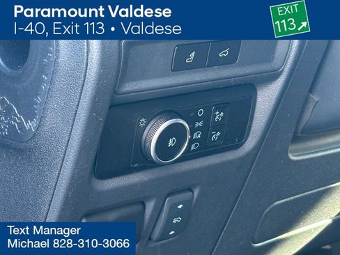 Used 2024 Ford Expedition Limited image 9