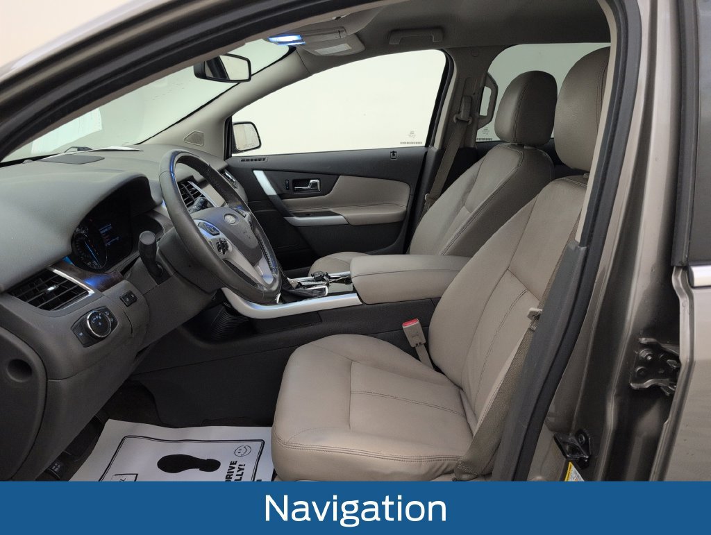 Used 2013 Ford Edge Limited w/ Vision Pkg AWD/4WD image 4