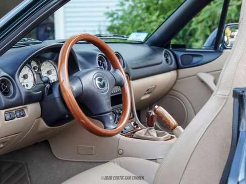 Used 2001 MAZDA MX-5 Miata RWD image 27