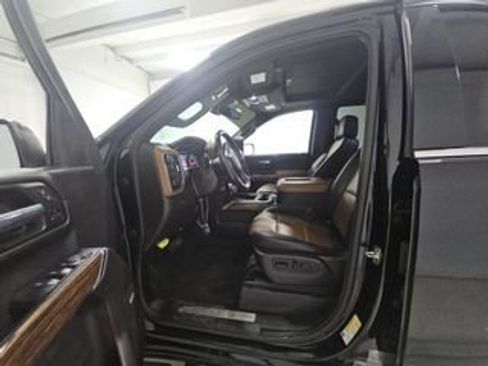 Used 2021 Chevrolet Silverado 1500 High Country AWD/4WD image 9