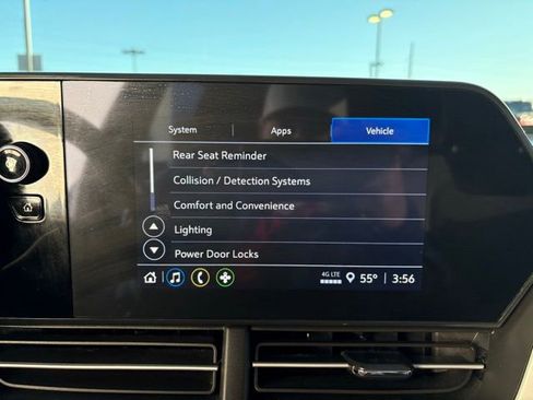 Used 2024 Chevrolet Trax RS w/ Driver Confidence Package image 18