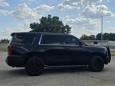 Used 2015 Chevrolet Tahoe 2WD image 3