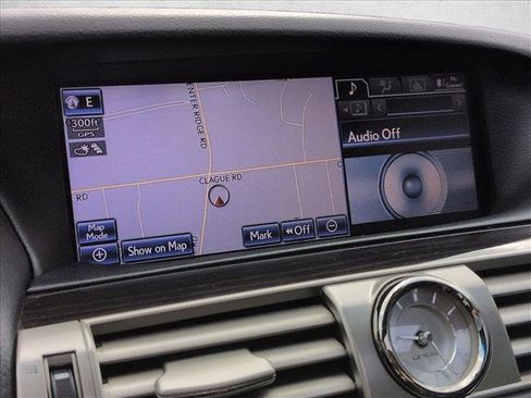 Used 2013 Lexus LS 460 AWD w/ Comfort Pkg image 13