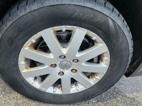 Used 2012 Chrysler Town & Country Touring-L w/ Entertainment Group #2 FWD image 35