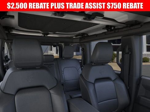 New 2025 Ford Bronco Badlands image 12