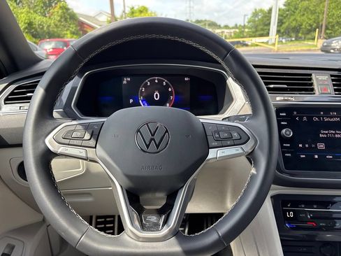 Certified 2023 Volkswagen Tiguan SE R-Line FWD image 16