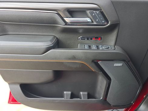 Used 2024 GMC Sierra 1500 AT4 w/ AT4 Premium Package image 11