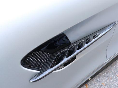 Used 2018 Mercedes-Benz AMG GT R image 28