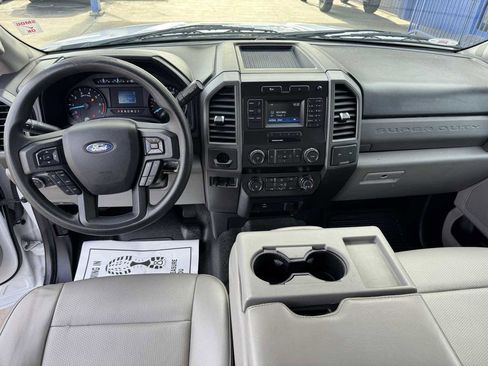Used 2019 Ford F250 XL w/ XL Value Package image 7