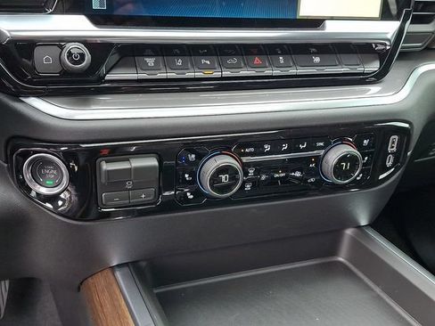 New 2026 Chevrolet Silverado 2500 High Country w/ Technology Package AWD/4WD image 8