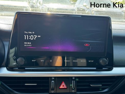 Used 2023 Kia Forte GT-Line image 21