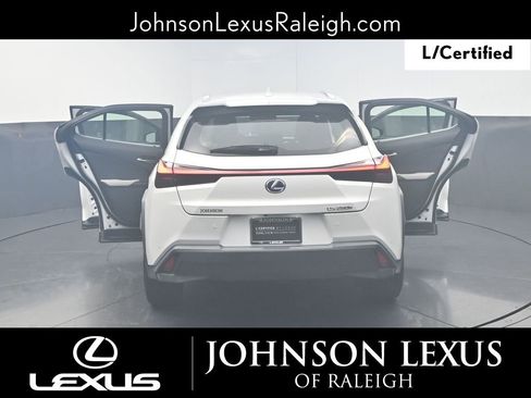 Certified 2022 Lexus UX 250h w/ Accessory Package (Z2) image 25