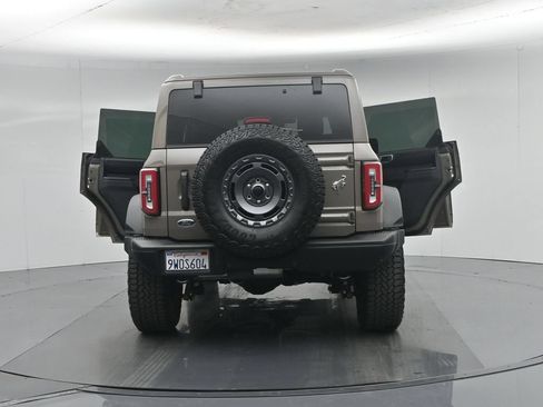 Used 2025 Ford Bronco Badlands w/ Sasquatch Package AWD/4WD image 34
