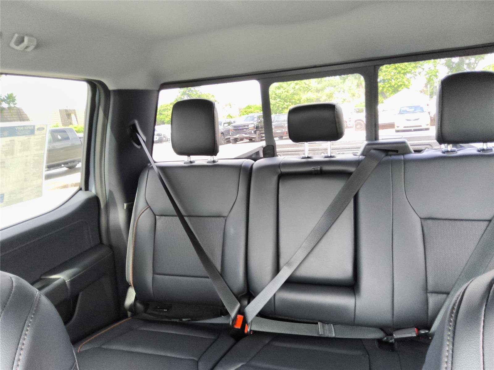 New 2026 Ford F250 Lariat w/ Black Appearance Package AWD/4WD image 14