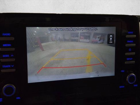 Used 2020 Hyundai Ioniq SEL FWD image 17
