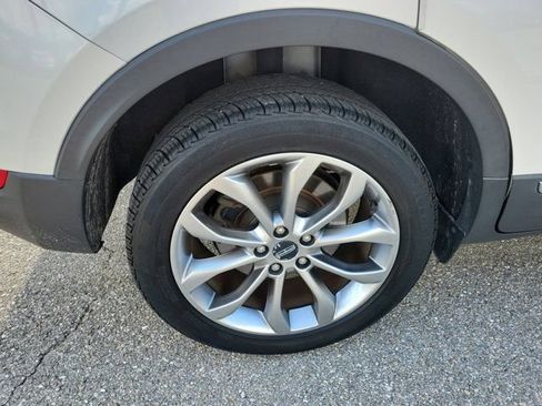 Certified 2019 Lincoln MKC Select FWD image 11