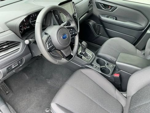 Used 2025 Subaru Forester Premium AWD/4WD image 13