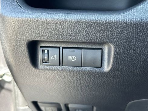 Used 2025 Toyota RAV4 XLE image 23