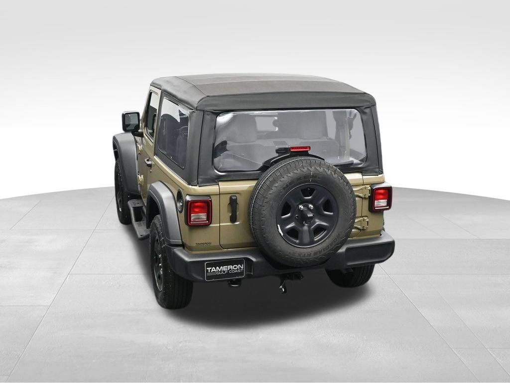 Used 2025 Jeep Wrangler Sport AWD/4WD image 31