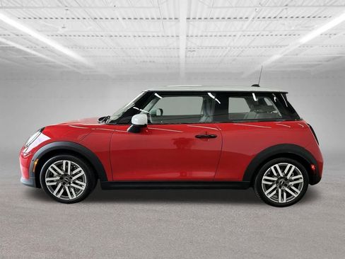 Certified 2025 MINI Cooper 2-Door Hardtop image 2