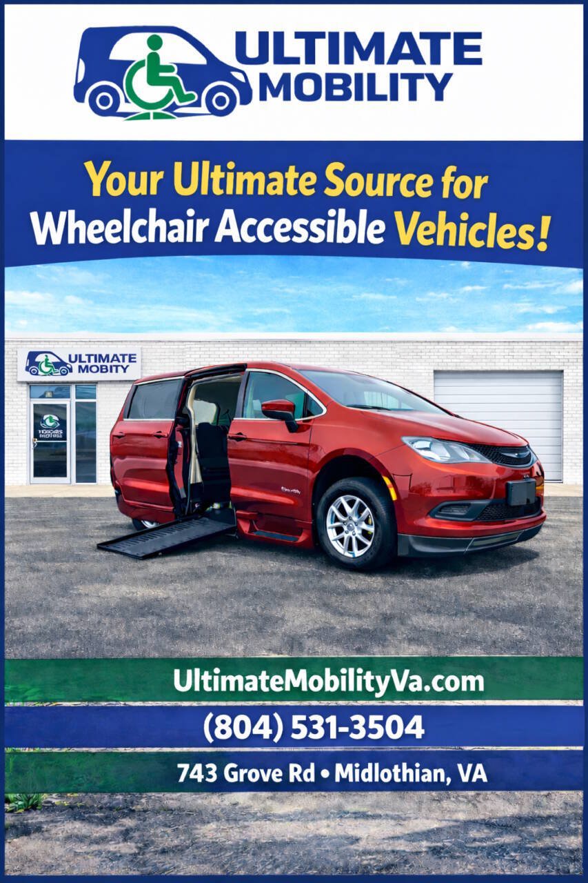 Used 2022 Chrysler Voyager LX FWD image 3