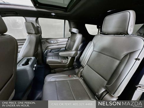 Used 2021 GMC Yukon Denali w/ Denali Premium Package AWD/4WD image 25