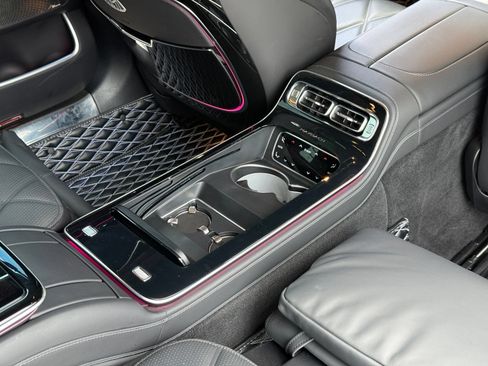 Used 2023 Mercedes-Benz Maybach S 580 4MATIC image 31