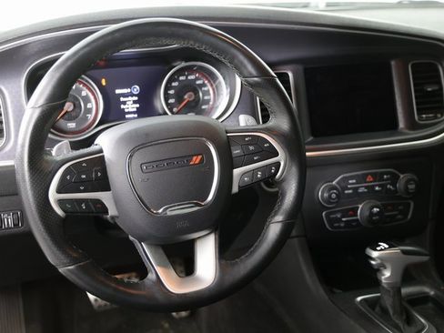 Used 2018 Dodge Charger R/T Scat Pack image 4