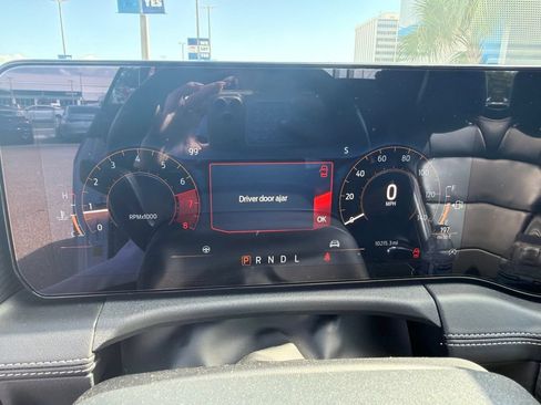 Used 2025 Ford Mustang Premium RWD image 17