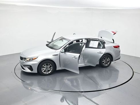 Used 2020 Kia Optima LX FWD image 47