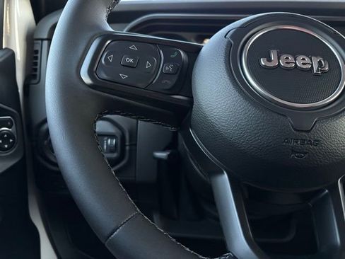 New 2026 Jeep Gladiator Rubicon w/ Safety Group AWD/4WD image 30