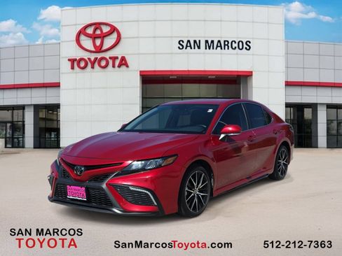 Used 2024 Toyota Camry SE w/ Convenience Package FWD image 1