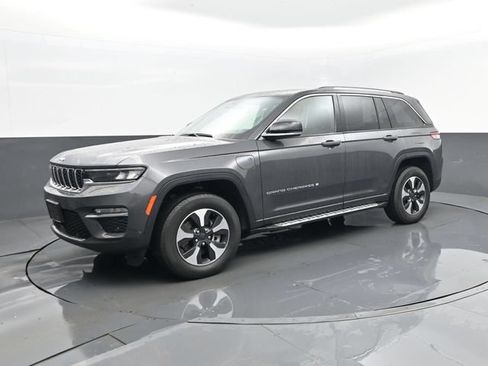 Used 2023 Jeep Grand Cherokee 4WD 4xe w/ Luxury Tech Group II image 1