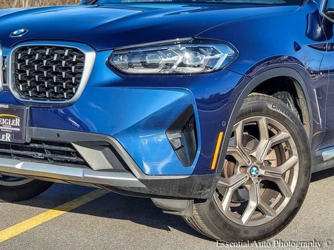 Used 2023 BMW X4 xDrive30i w/ Premium Package image 3