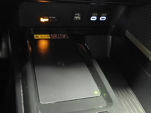 Certified 2025 Toyota Camry SE image 28