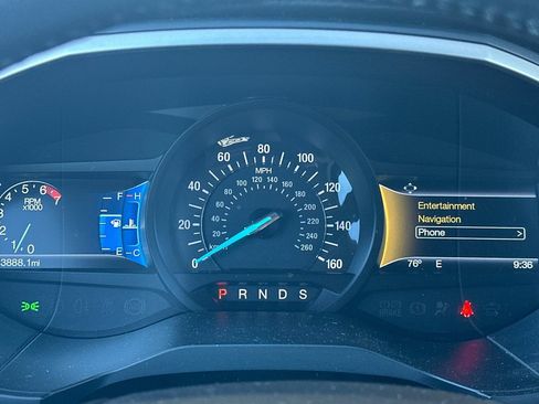 Used 2016 Ford Edge SEL w/ Equipment Group 201A AWD/4WD image 23