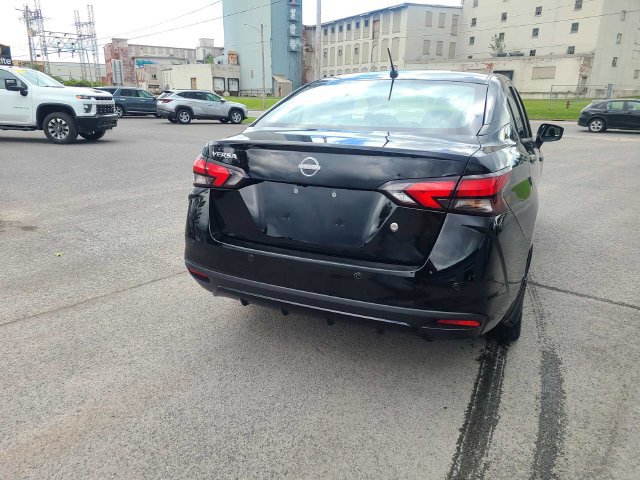 Used 2025 Nissan Versa S w/ S Plus Package FWD image 9