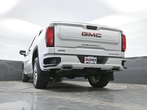 Used 2020 GMC Sierra 1500 Denali w/ Denali Ultimate Package AWD/4WD image 37