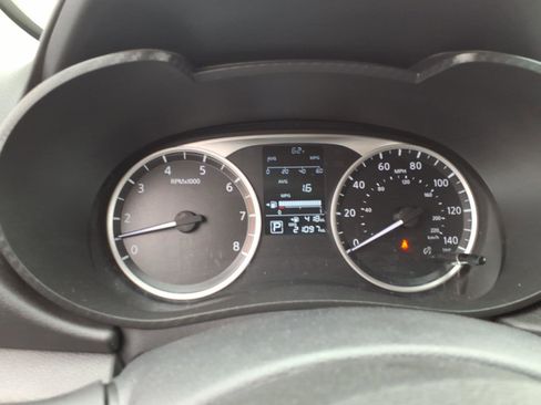 Certified 2025 Nissan Versa S w/ Trunk Package FWD image 16