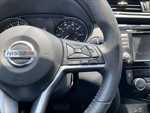 Used 2019 Nissan Rogue SV FWD image 20