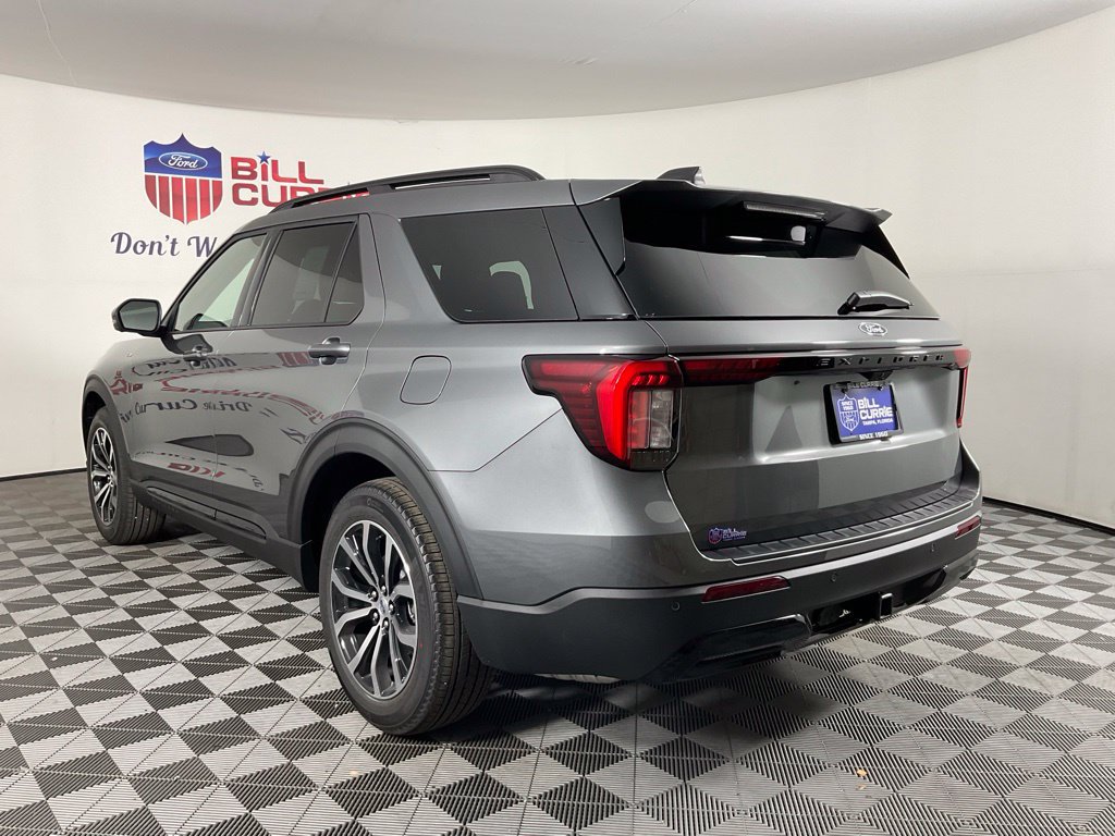 New 2027 Ford Explorer ST-Line w/ Premium Package RWD image 5