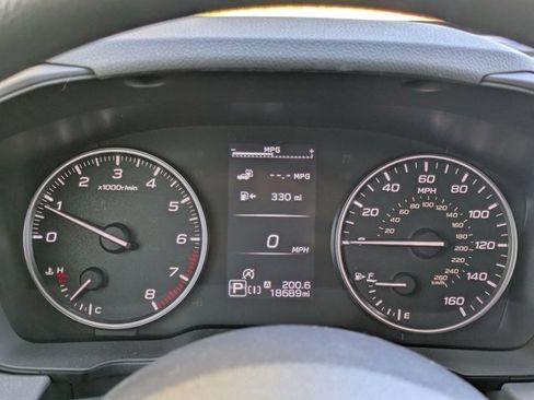 Used 2024 Subaru Crosstrek 2.0i Premium image 7