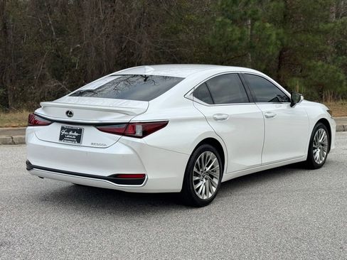 Certified 2023 Lexus ES 300h Ultra Luxury image 13