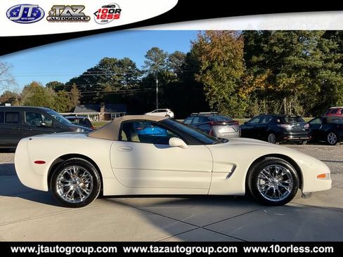 Used 2002 Chevrolet Corvette Convertible w/ Preferred Equipment Group2 RWD image 7