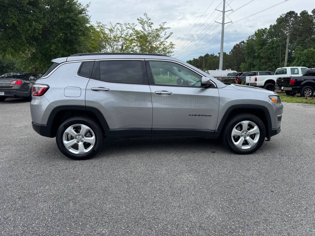 Used 2018 Jeep Compass Latitude AWD/4WD image 7